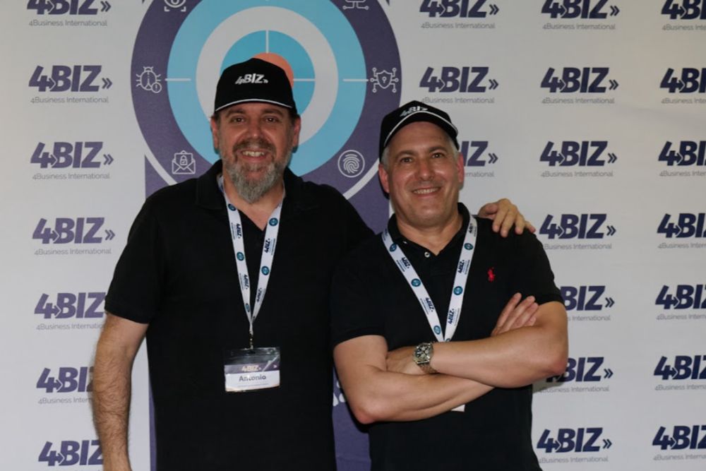 Antonio Saramago y Fran Arbulu